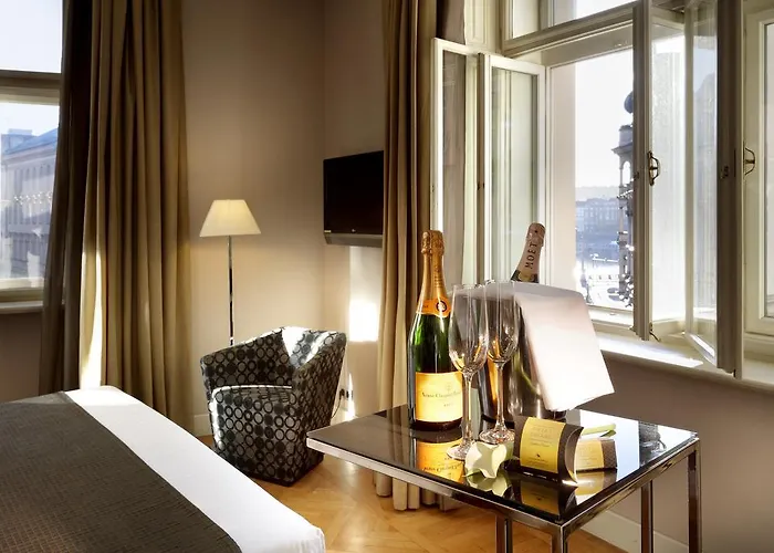 호텔 Eurostars David 4*